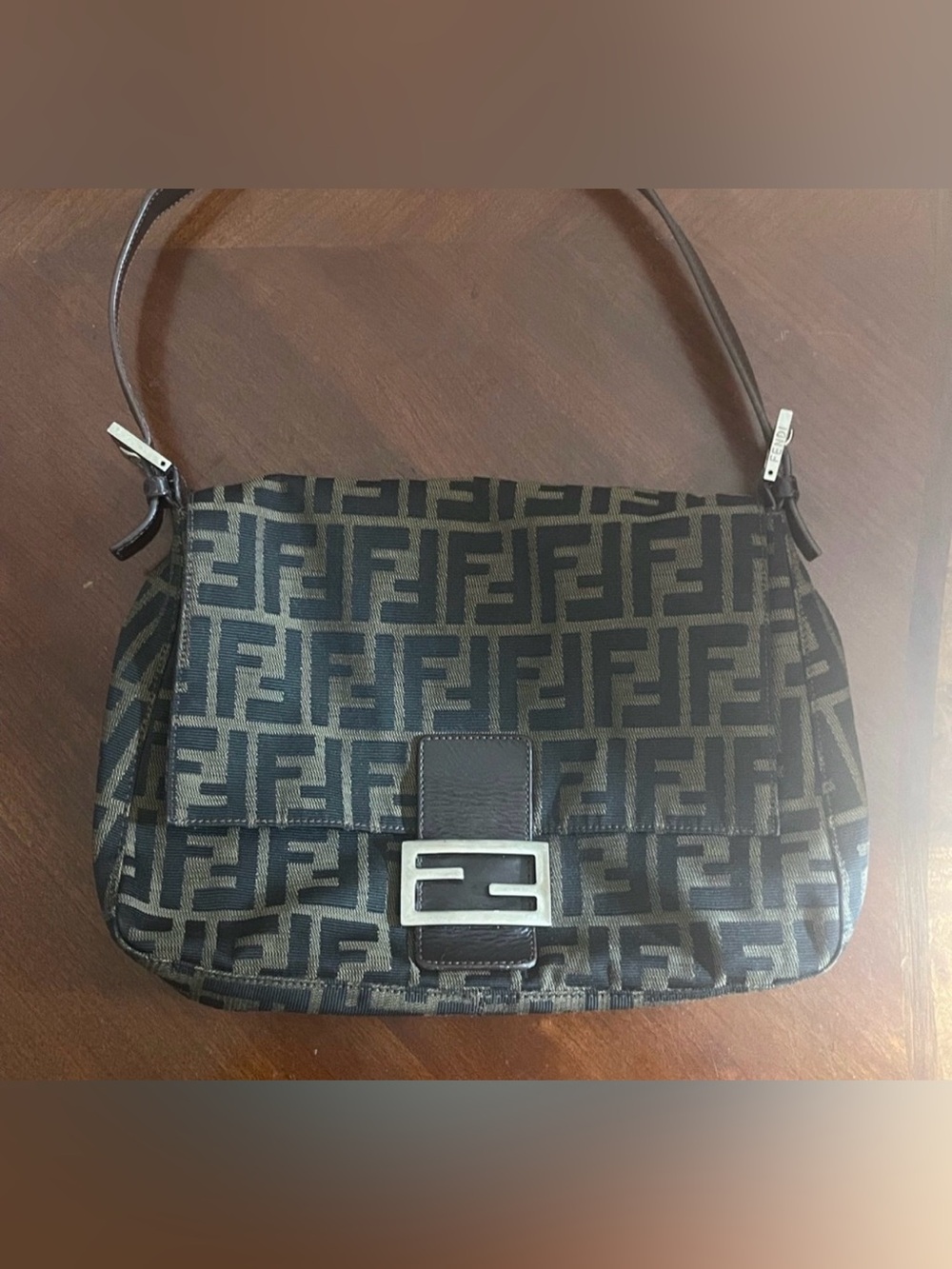 Vintage Fendi Zucca Mama Baguette Bag🍓